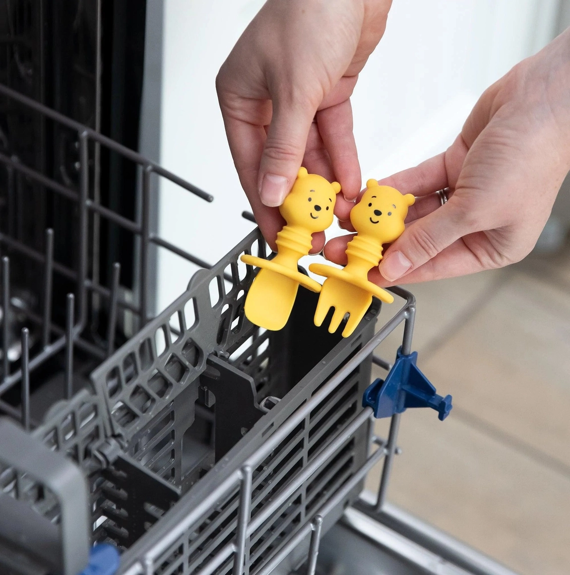 美国Bumkins - Winnie the Pooh Silicone Feeding Set-9