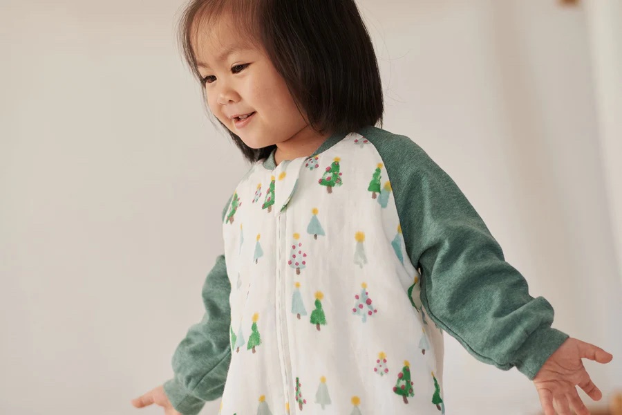 Nest Designs Bamboo Jersey Footed Sleep Bag 2.5 TOG - Twinkle Trees-1