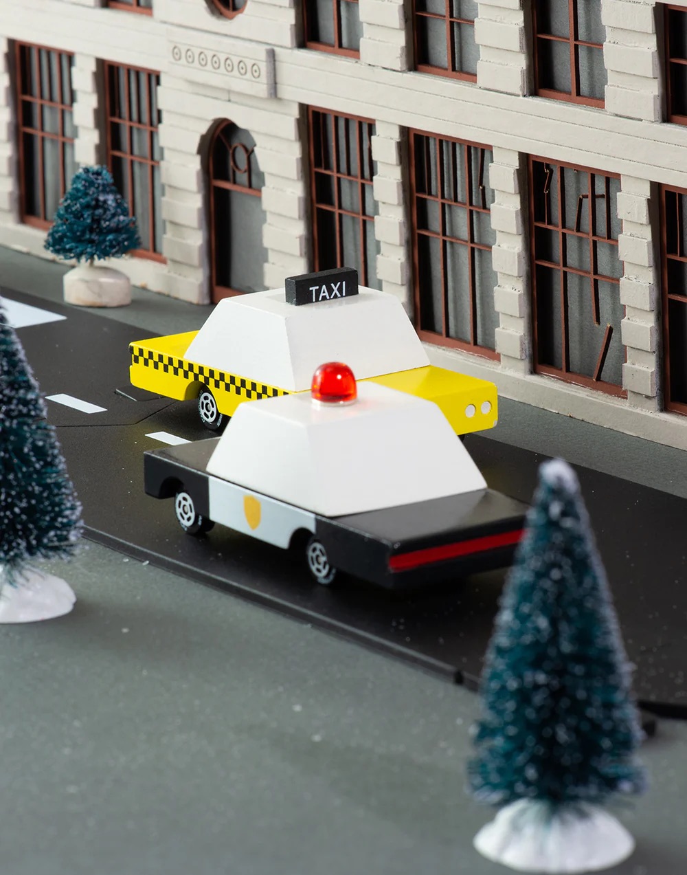 CANDYLAB Police Car-1